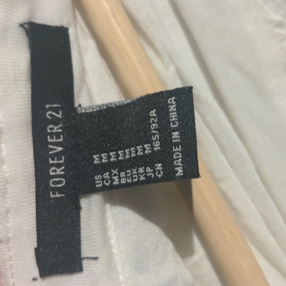 Forever 21 - bandeau - Picture 3 of 3